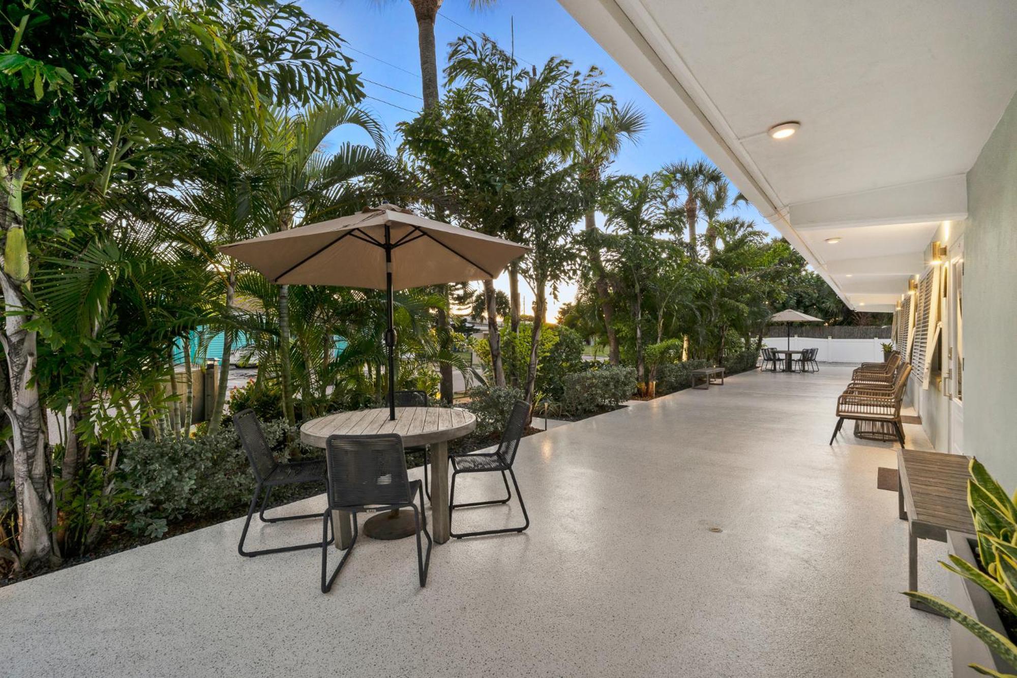 Boutique Vacation Rental Complex At Beach Cocoa Beach Buitenkant foto