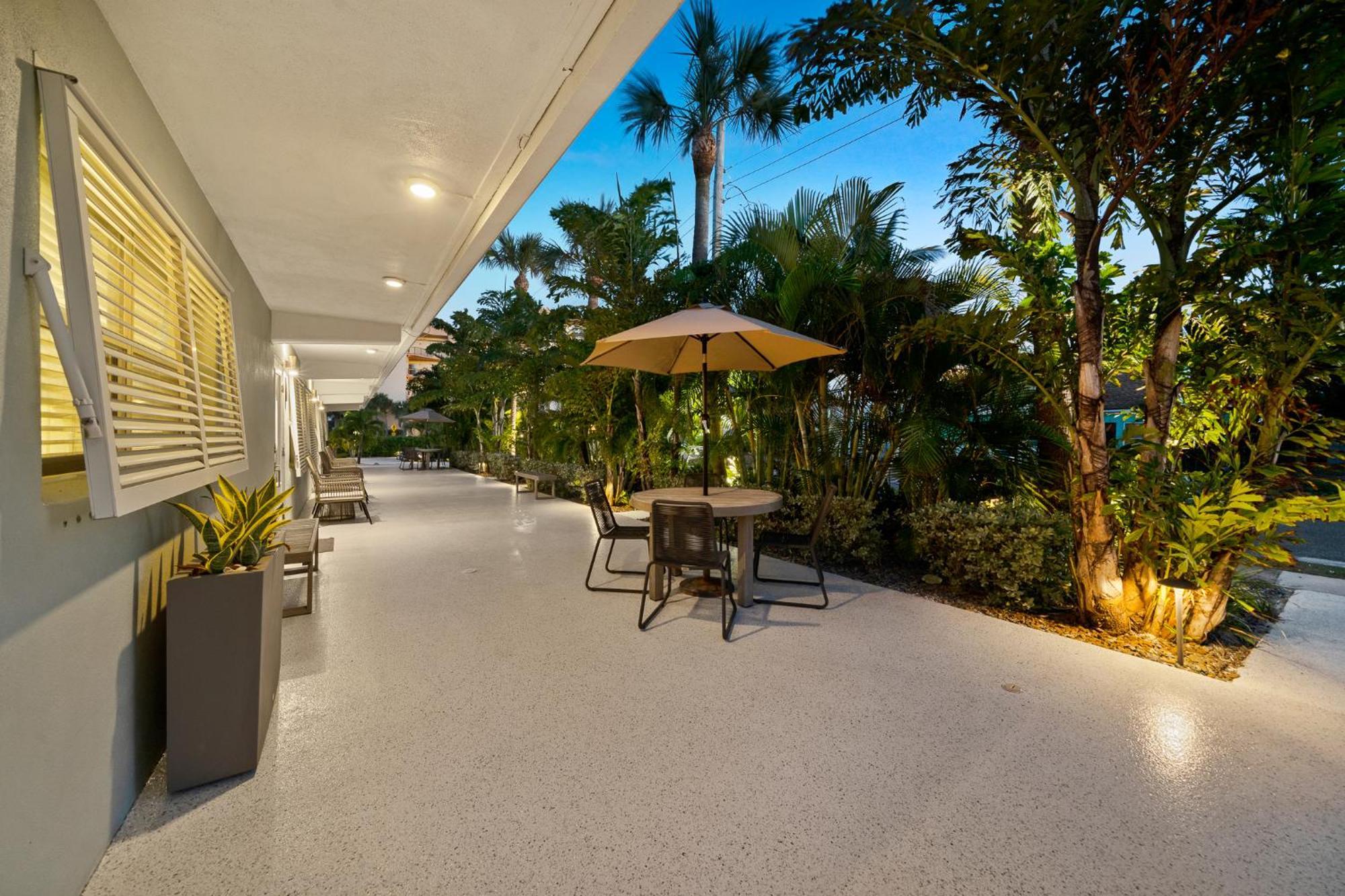 Boutique Vacation Rental Complex At Beach Cocoa Beach Buitenkant foto